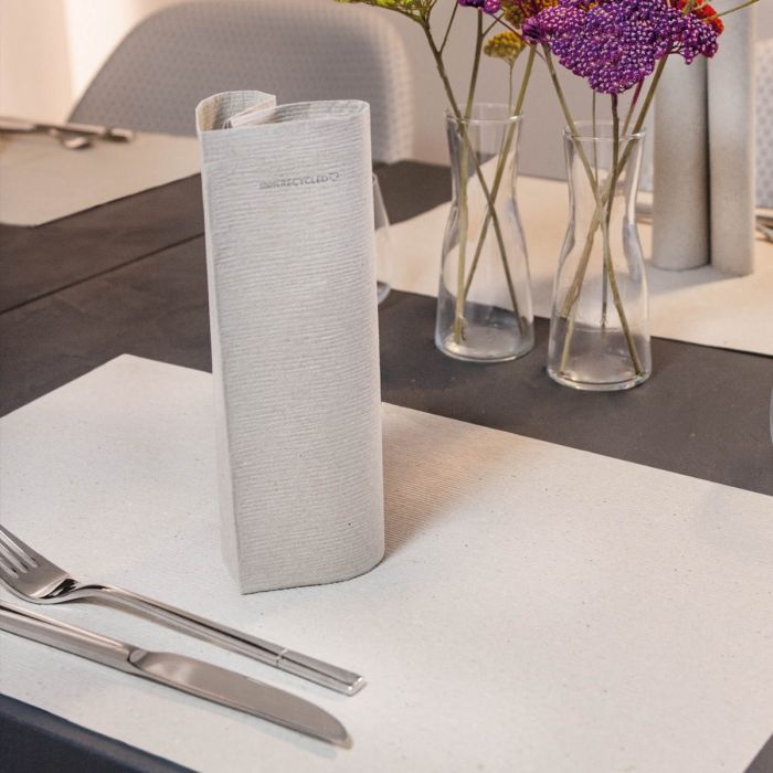 serviettes-en-papier-jetables-a-deux-plis-packservice-neutro-vague-40x40