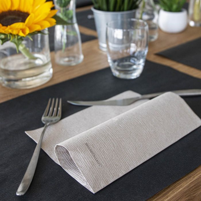 serviettes-en-papier-jetables-a-deux-plis-packservice-neutro-vague-40x30