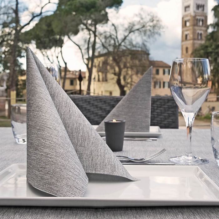 serviettes-jetables-airlaid-plus-gio-40x40-gris
