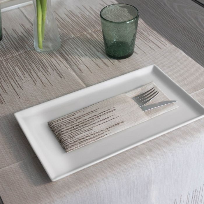 einweg-servietten-mit-besteckhalter-44x32-airlaid-packservice-plus-lounge